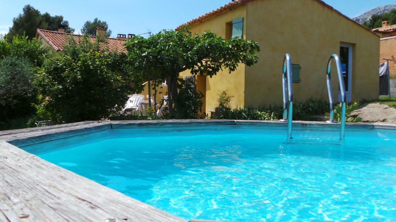 Sainte Victoire Le Cabanon Villa Puyloubier Exterior photo